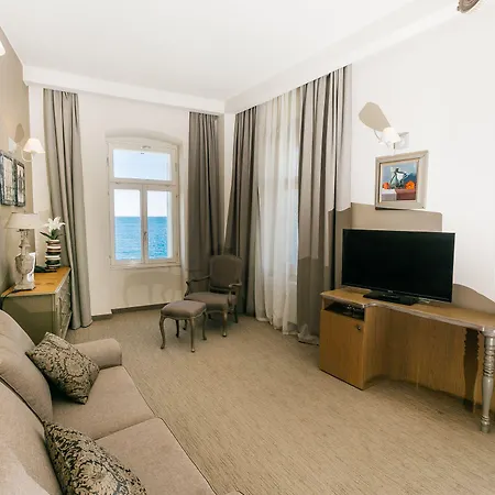 Otel Hotel Piran